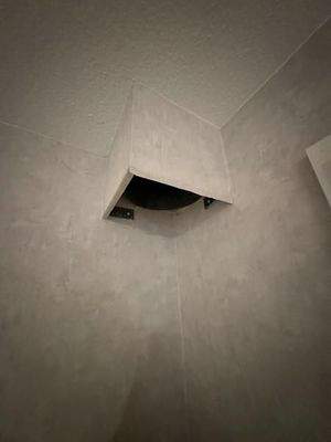 55 Wäscheschacht Bad zu Bad - im KG WM-Anschluß