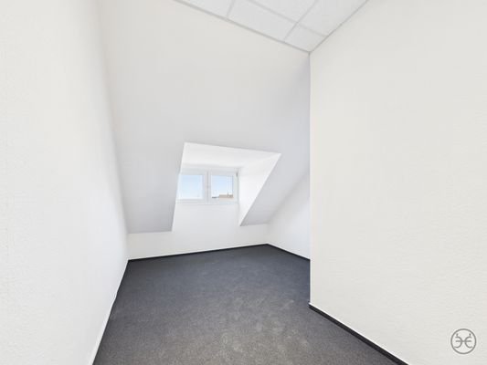 Eden-Ehbrecht-Immobilien_Bürofläche_Kreyenbrück_DG_017