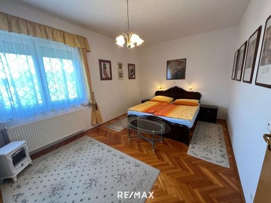 Schlafzimmer EG