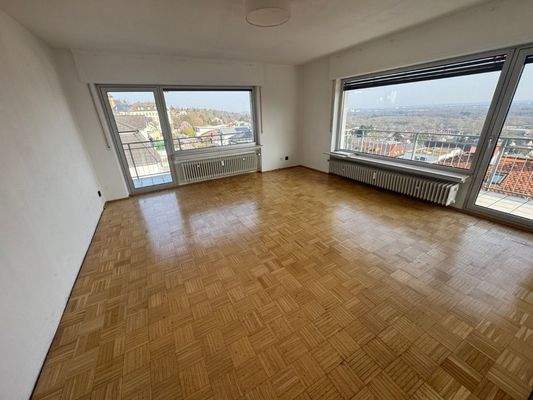 Wohnung Haus 13 DG rechts