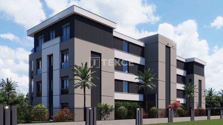 South-Facing Apartments in a Complex with Pool in Antalya Altıntaş