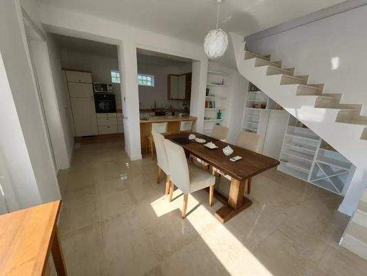 Zweistöckiges Haus mit Gästezimmer zum Verkauf in Kato Poros