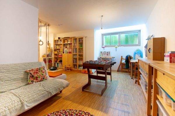 Souterrain mit Tageslichtfenster