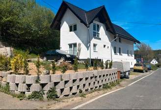 93dd173c-f42b-49da-97a9-bdcb3278adda