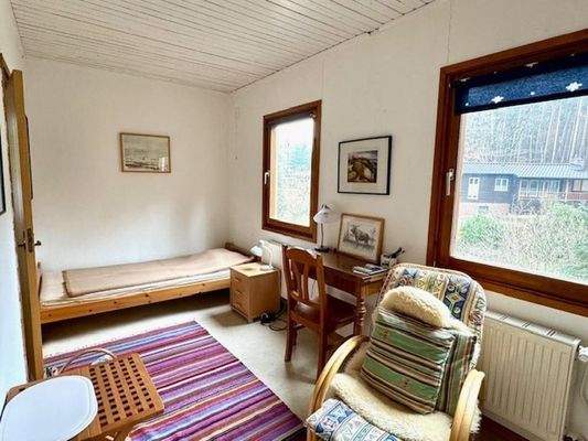 Freundliches Kinder- oder Gästezimmer 