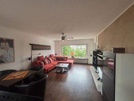 E 707 Wohnzimmer.jpg