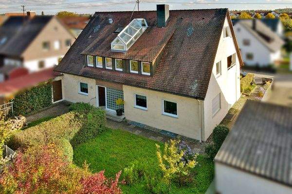 Vogelperspektive mit eigenem Gartenanteil