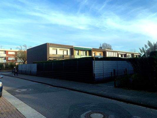 Südwestseite mit Loggia