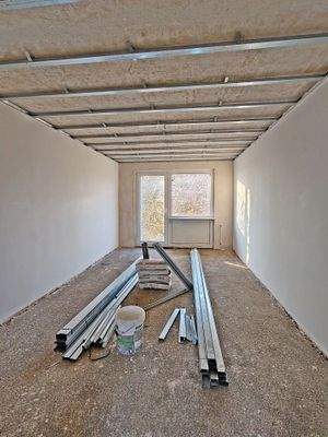 Etagenwohnung - Zimmer in Renovierungsphase