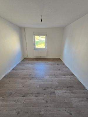 MS 8, OG, Schlafzimmer, Bild 1.jpg