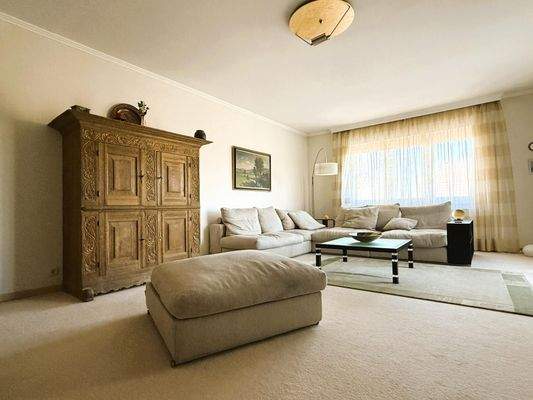 Großes, schönes Wohnzimmer...