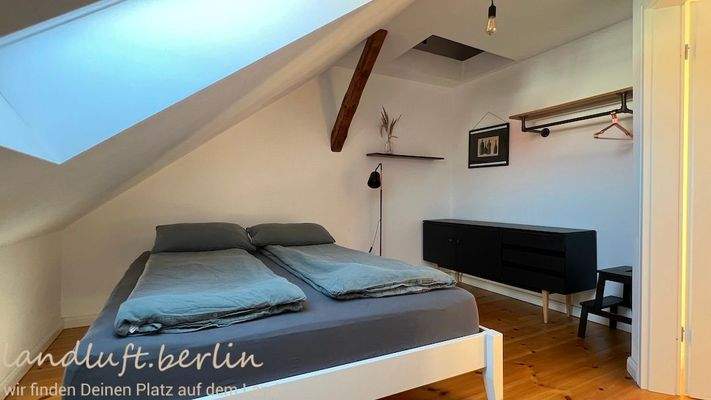 Kinderzimmer neben dem Bad im OG.jpg