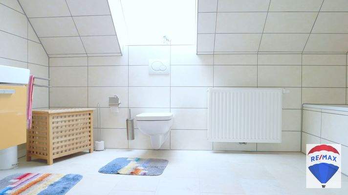 Obergeschoss Wohnung links