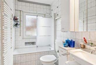 Badezimmer 1. OG