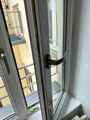 1EB438Pjv2F3TPWpToszSn