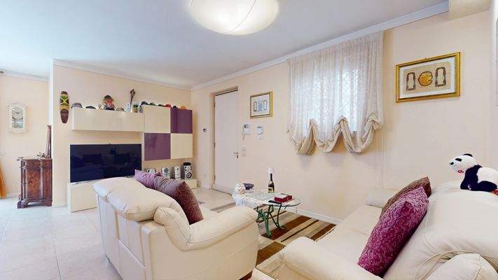 NA-072-10-Villetta-Bifamiliare-con-giardino-e-gara