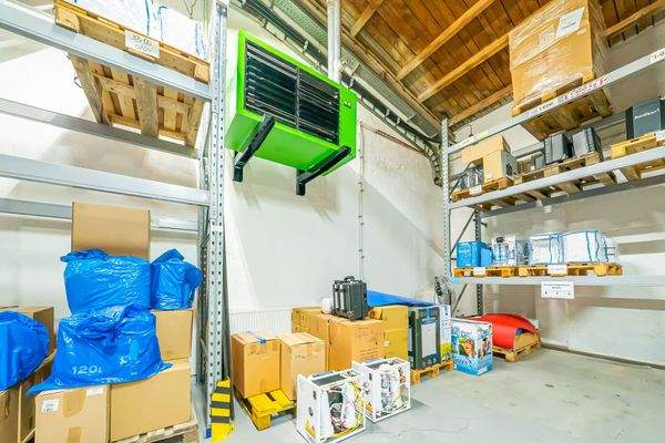 Produktionshalle (Gebäude 2)