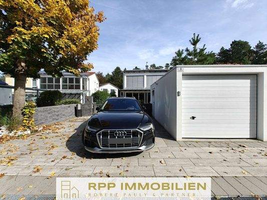 Garage & Außenstellplätze