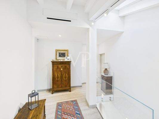 Villa 2 pianerottolo primo piano