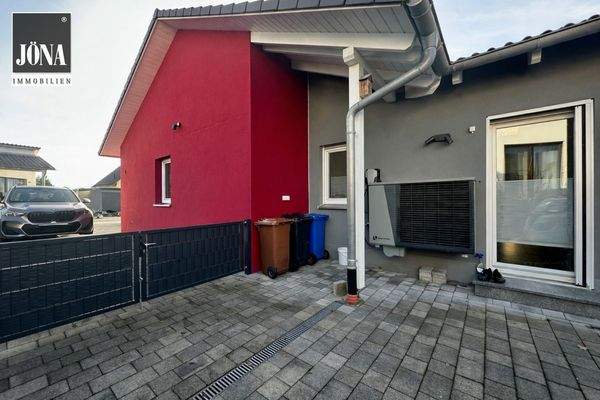 Seitenansicht - Wärmepumpe