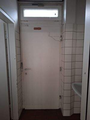 Notausgangstür