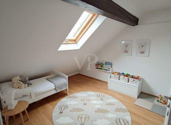 SZ 2 im OG (mit KI neu eingerichtet)