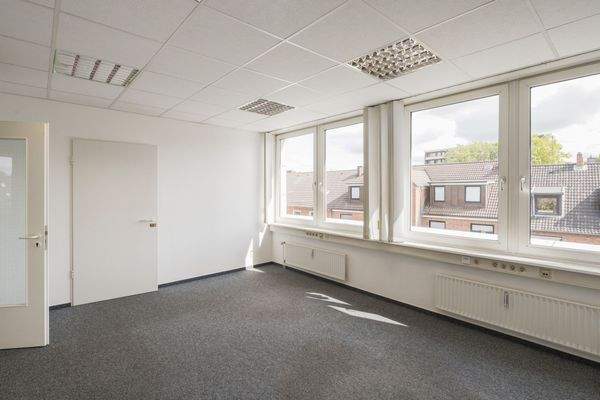 TN 230901 Nebendahlstr. 16 3. OG-2960_12x18