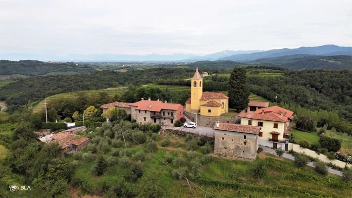 Rustikales Landhaus in Panoramalage im Herzen des Collio