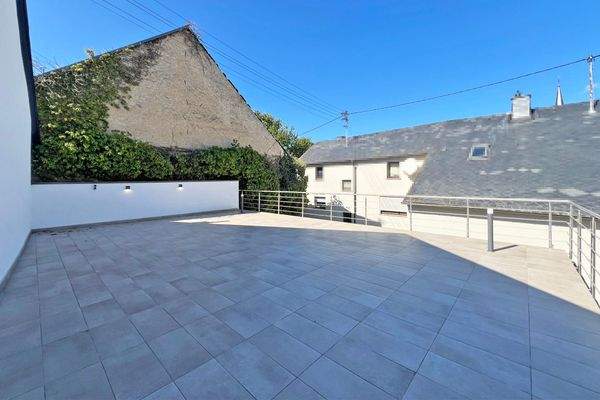 großzügige Terrasse