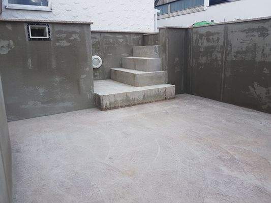 Poolbereich Rohbau.jpg