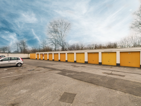 Dormagen Garage, Dormagen Stellplatz