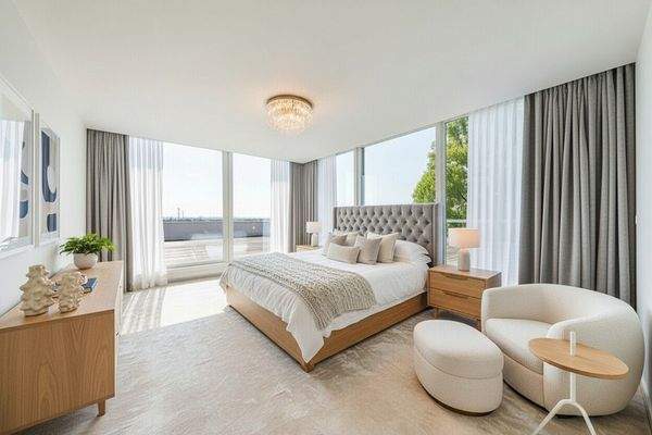 (KI) Gästezimmer im Staffelgeschoss (KI)