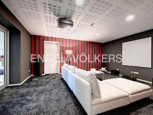 Kinoatmosphäre in den eigenen vier Wänden