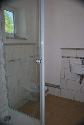 Gäste WC mit Dusche.jpg