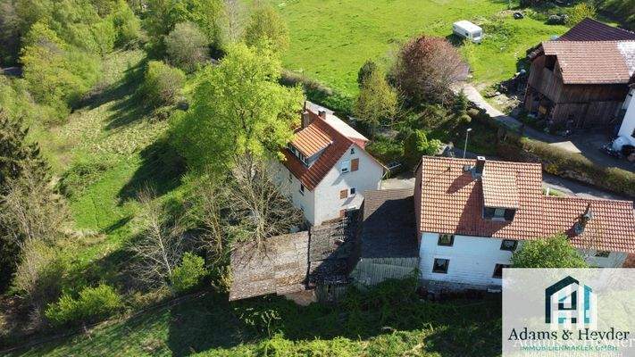 Häuser mit Garten & Weideland