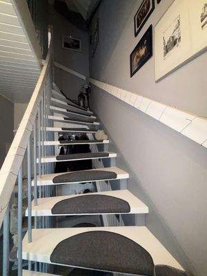 Treppe zum Obergeschoss.jpg