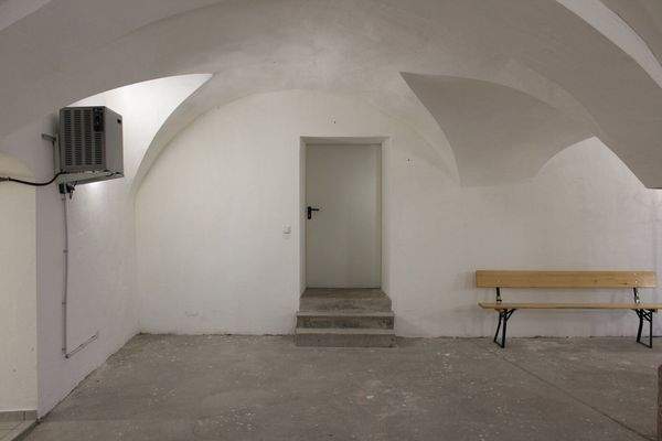 Ausgang Raum 1 in Richtung Osten zum Stiegenhaus