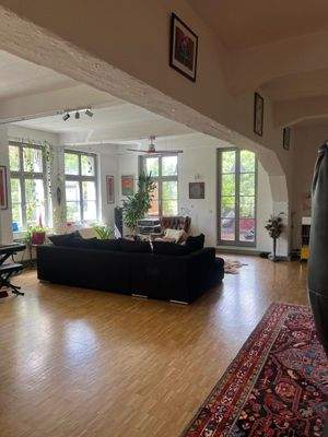 Wohnbereich mit großem Balkon