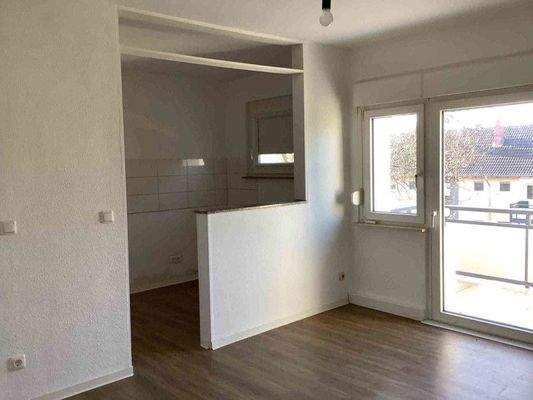 1 Wohnzimmer m. offener Küche