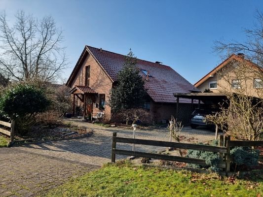 Straßenansicht