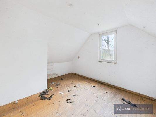 CAM05213G0-PR0040-STILL023