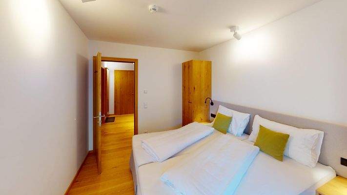 104-Chalet-Zwieselstein-Bedroom 4.jpg