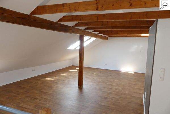 Studiozimmer DG (vor Einzug des Mieters)