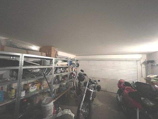 Tiefgarage im Keller