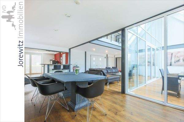 013 - Wohnen - Wintergarten - Ansicht 1