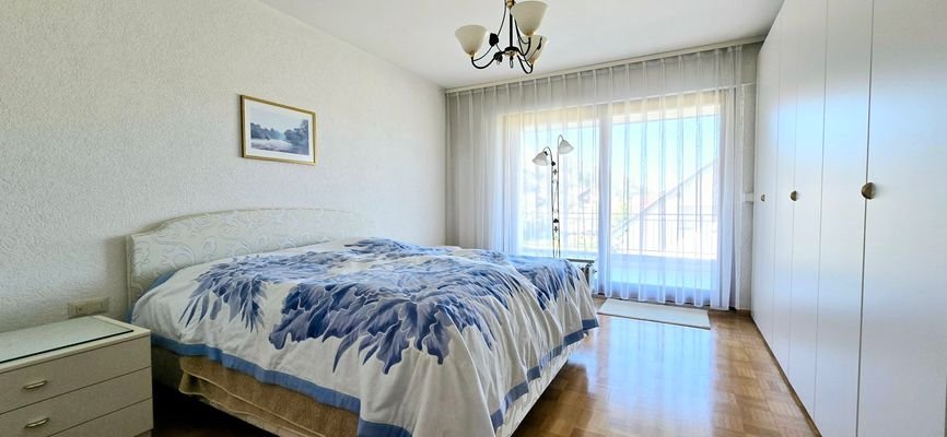 Schlafzimmer OG