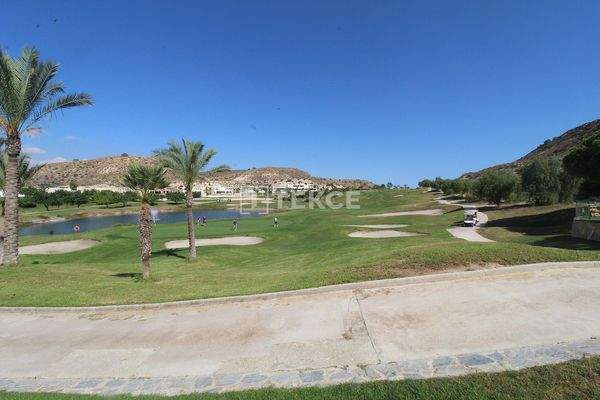 Golf View Apartments Near the Sea and City in Alicante