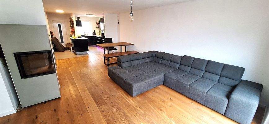 Wohnzimmer & Essbereich