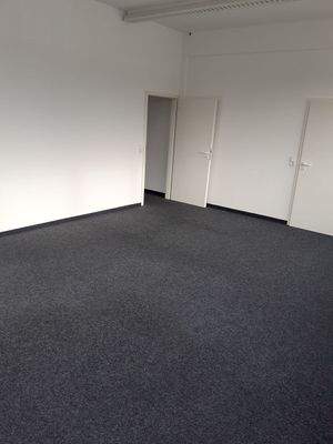 erster Büroraum