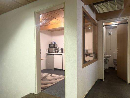 Büro/Küche OG - Laden